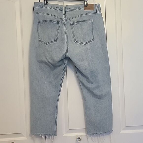 Aritzia Denim Forum The Ex Boyfriend High Waisted Distressed Jeans Size 32 - Picture 7 of 15